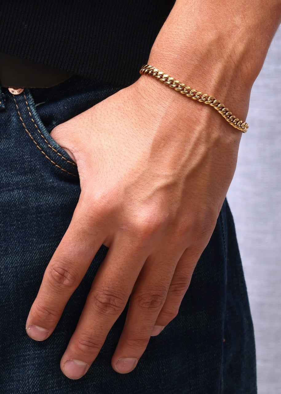 Cuban Bracelet. - (Gold) 5MM