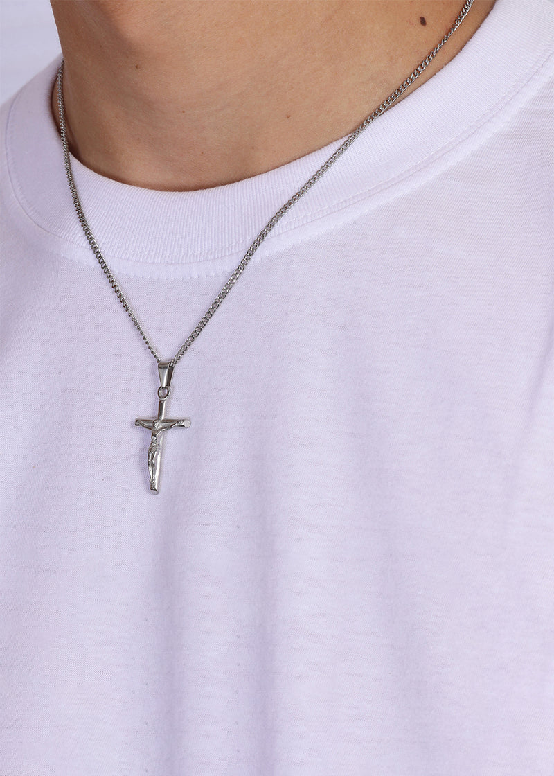 Crucifix Pendant. - (Silver)