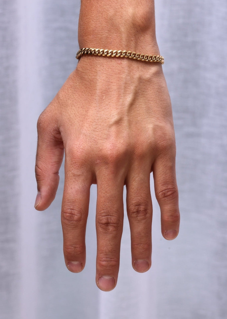 Cuban Bracelet. - (Gold) 5MM